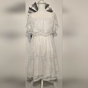 Gorgeous White Lace Dress Med. Womens
